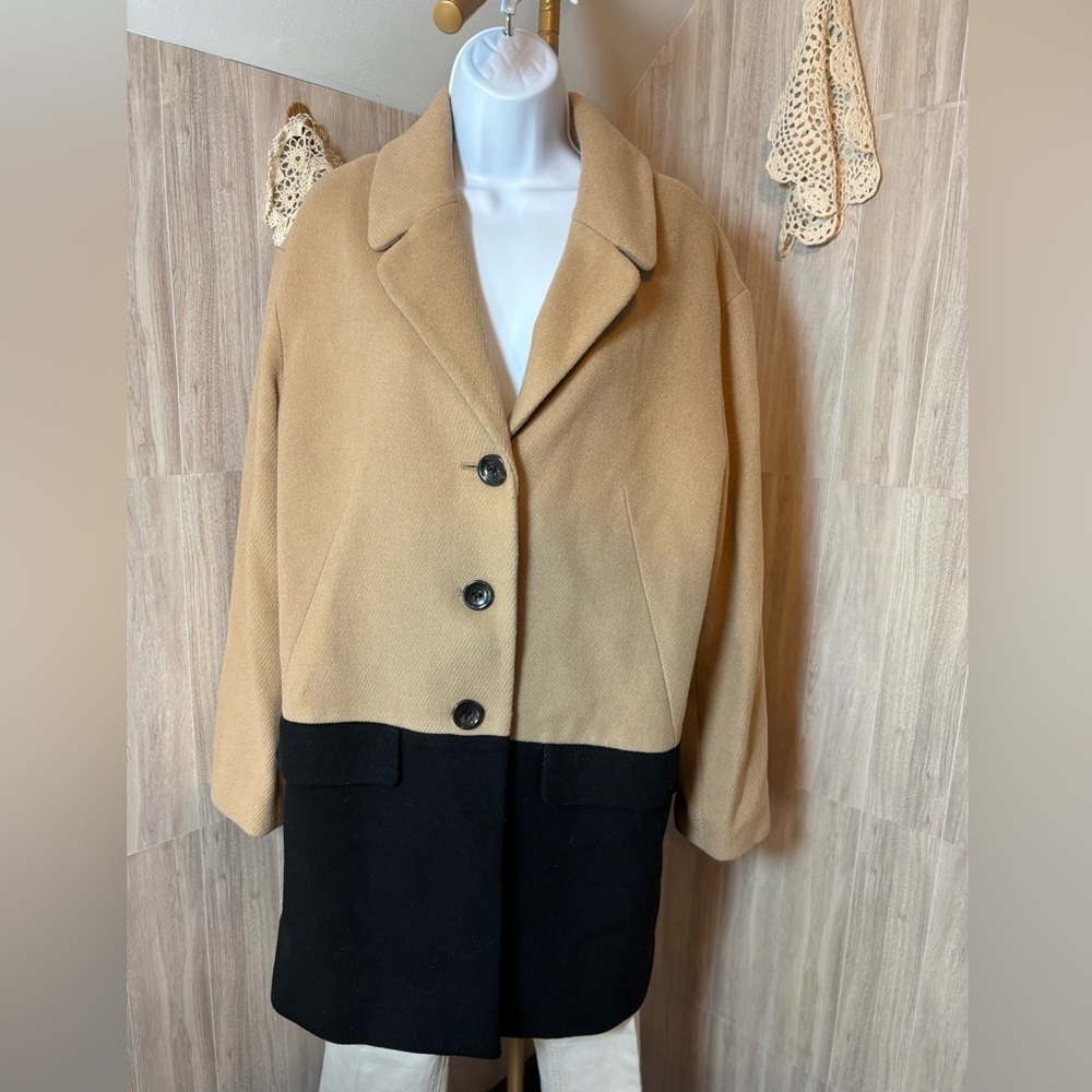 Talbots Elegant Tan and Black Women's Pea Coat